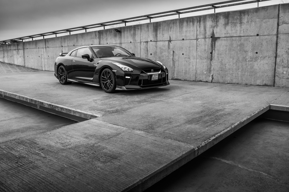 Nissan R35 GT-R Black Edition MY2017 test